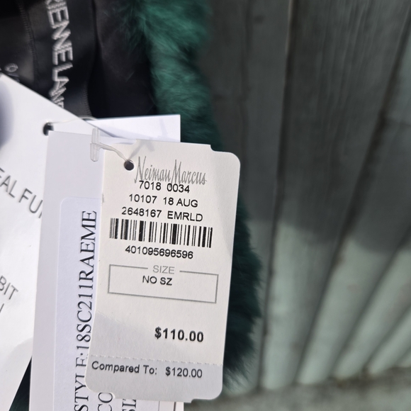 Adrienne Landau Emerald Green Real Rabbit Fur Scarf – NWT - Picture 4 of 7